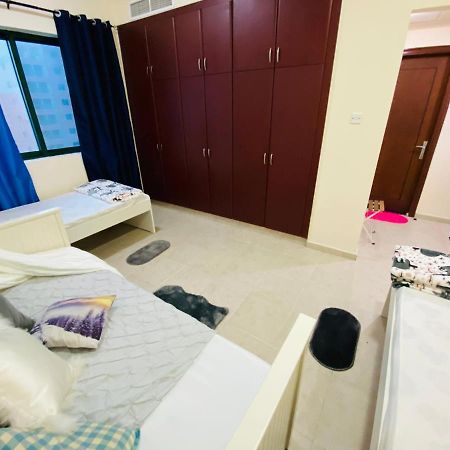 Nash Guest House Females Only Dubai Dış mekan fotoğraf