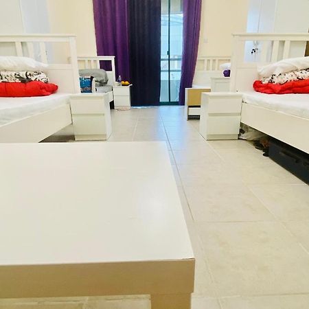Nash Guest House Females Only Dubai Dış mekan fotoğraf